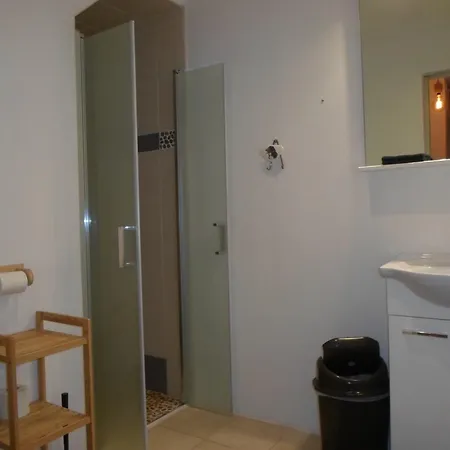Bed & Breakfast Les Colombes De La Baie Du Mont Saint-michel 4*