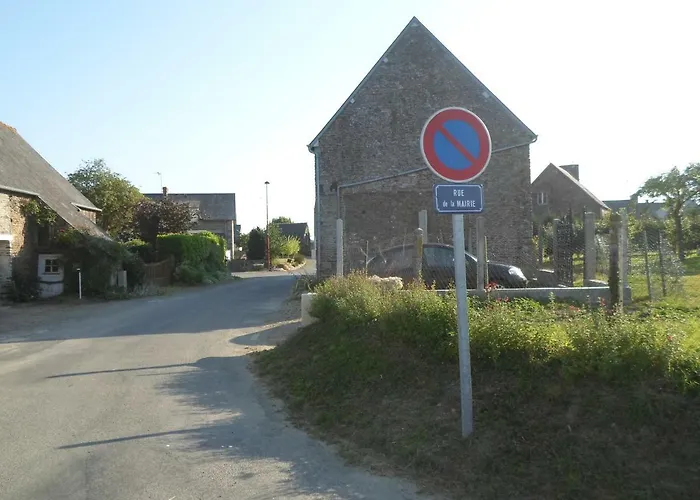 Les Colombes De La Baie Du Mont Saint-michel Aucey-la-Plaine
