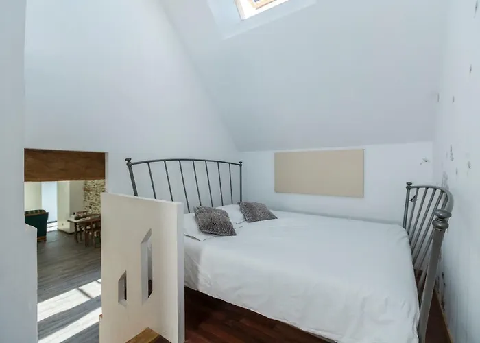 Les Colombes De La Baie Du Mont Saint-michel Bed & Breakfast